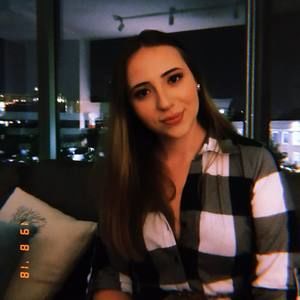 Meet your Posher, Juliana